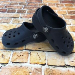 Kid’s Crocks size 4/5  for ages infant - 2